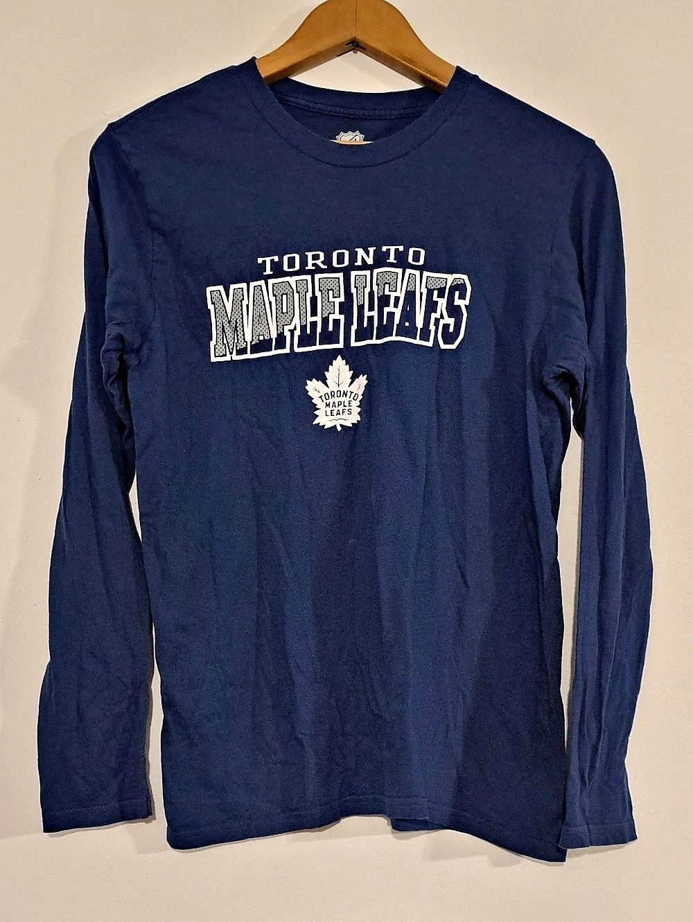 NHL Toronto Maple Leafs long sleeve T-shirt Long Sleeve Cotton Tee XL Like New